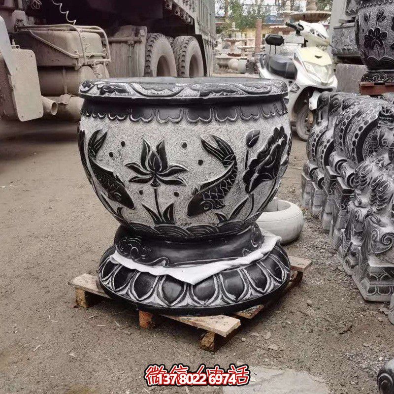雅致雙魚(yú)石雕花盆，為您的庭院增添藝術(shù)氣息