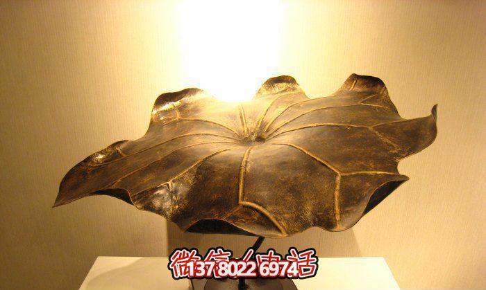 精美銅雕荷葉雕塑，添彩廣場(chǎng)環(huán)境