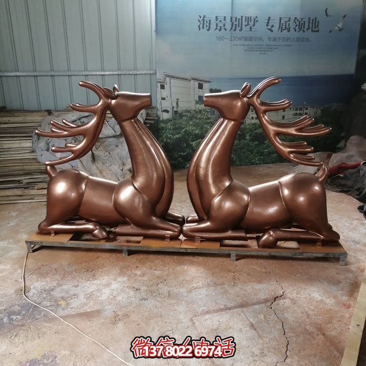 仿銅梅花鹿雕塑玻璃鋼擺件，園林景觀裝飾