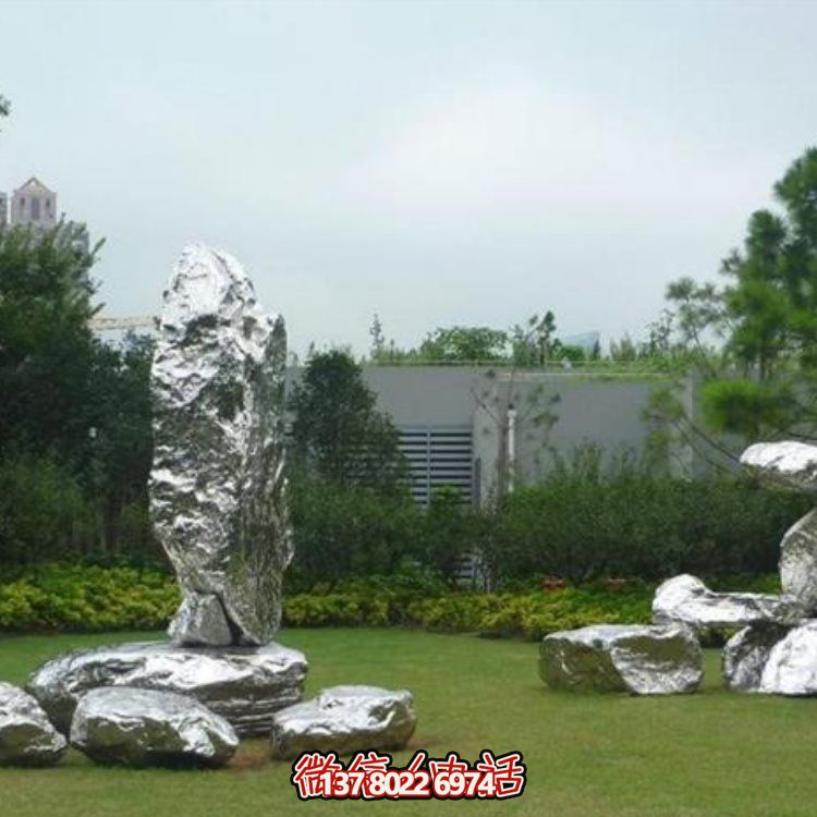不銹鋼雕塑景觀頭，讓您的戶外草坪更加美觀