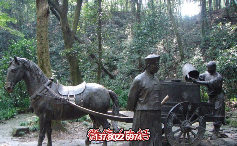 仿古青銅馬車雕塑，為景區(qū)商業(yè)街增添古典風情